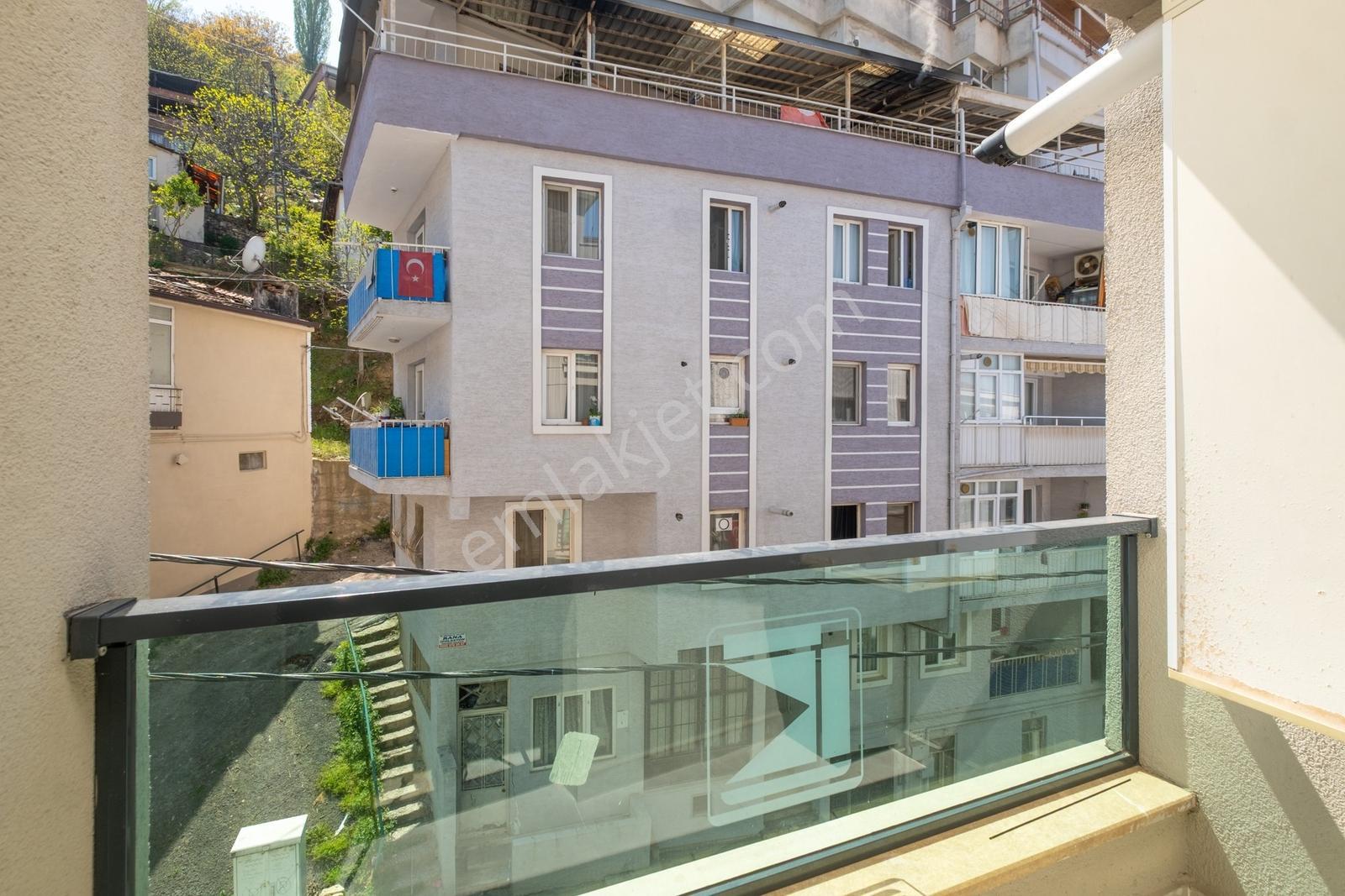 Remax Advantege'den Mollarapta Okulun Karşında Satılık 3+1 Daire - Görsel 19