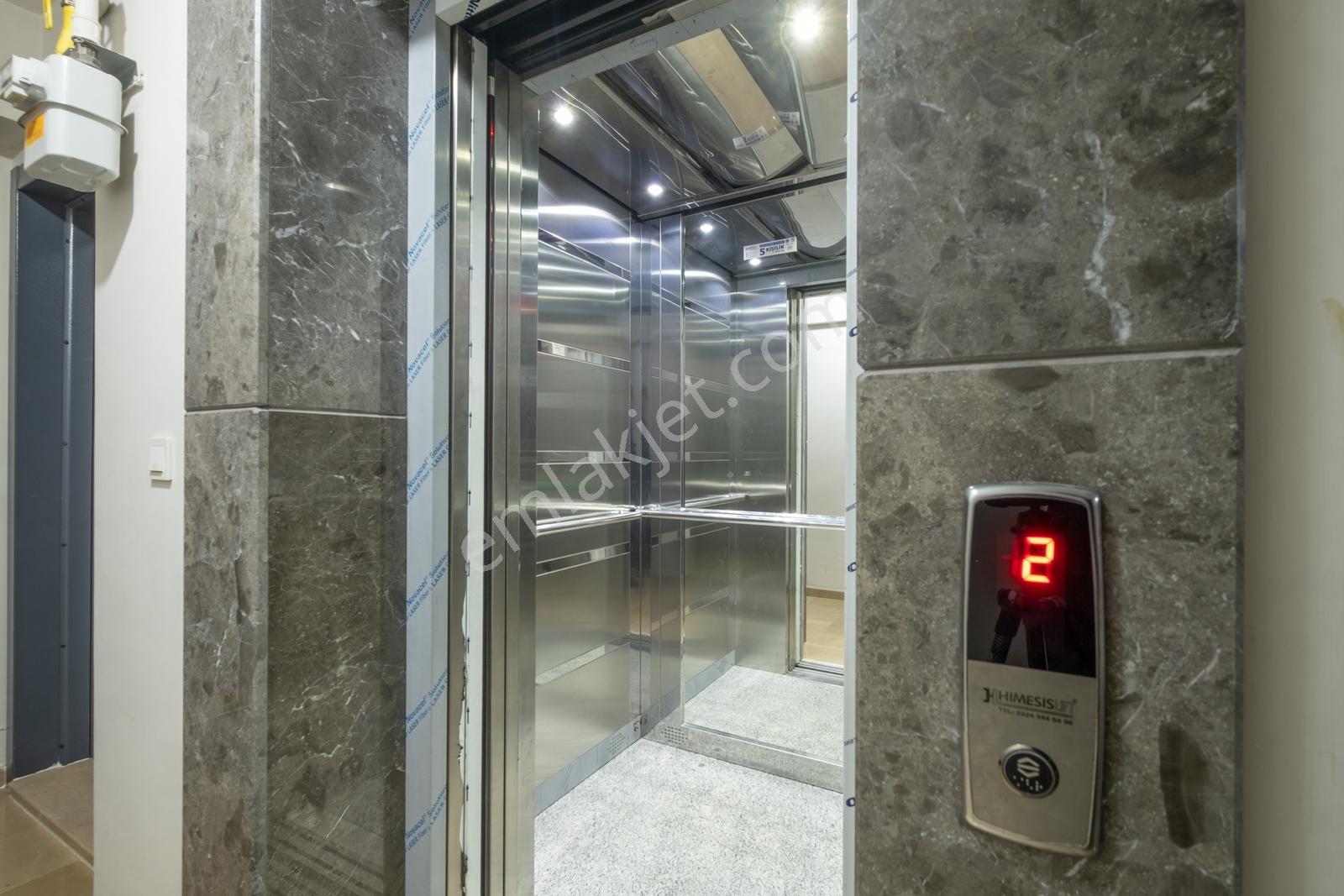 Remax Advantege'den Mollarapta Okulun Karşında Satılık 3+1 Daire - Görsel 5