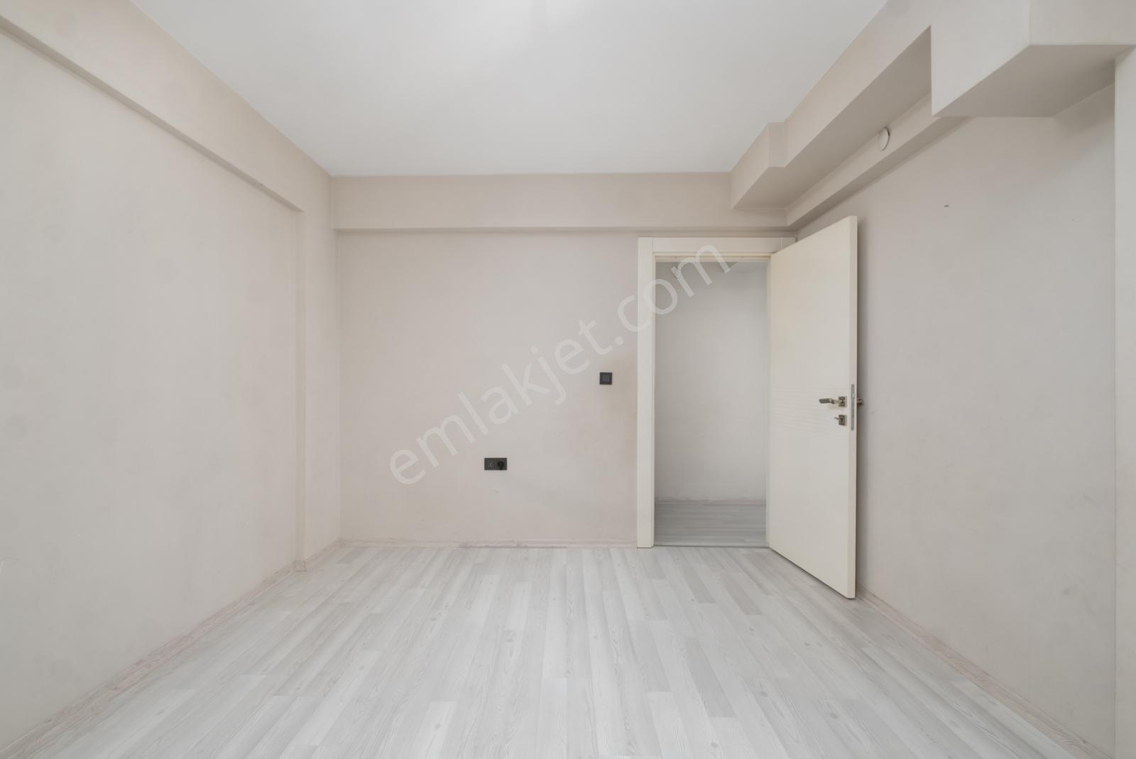 Remax Advantege'den Mollarapta Okulun Karşında Satılık 3+1 Daire - Görsel 8