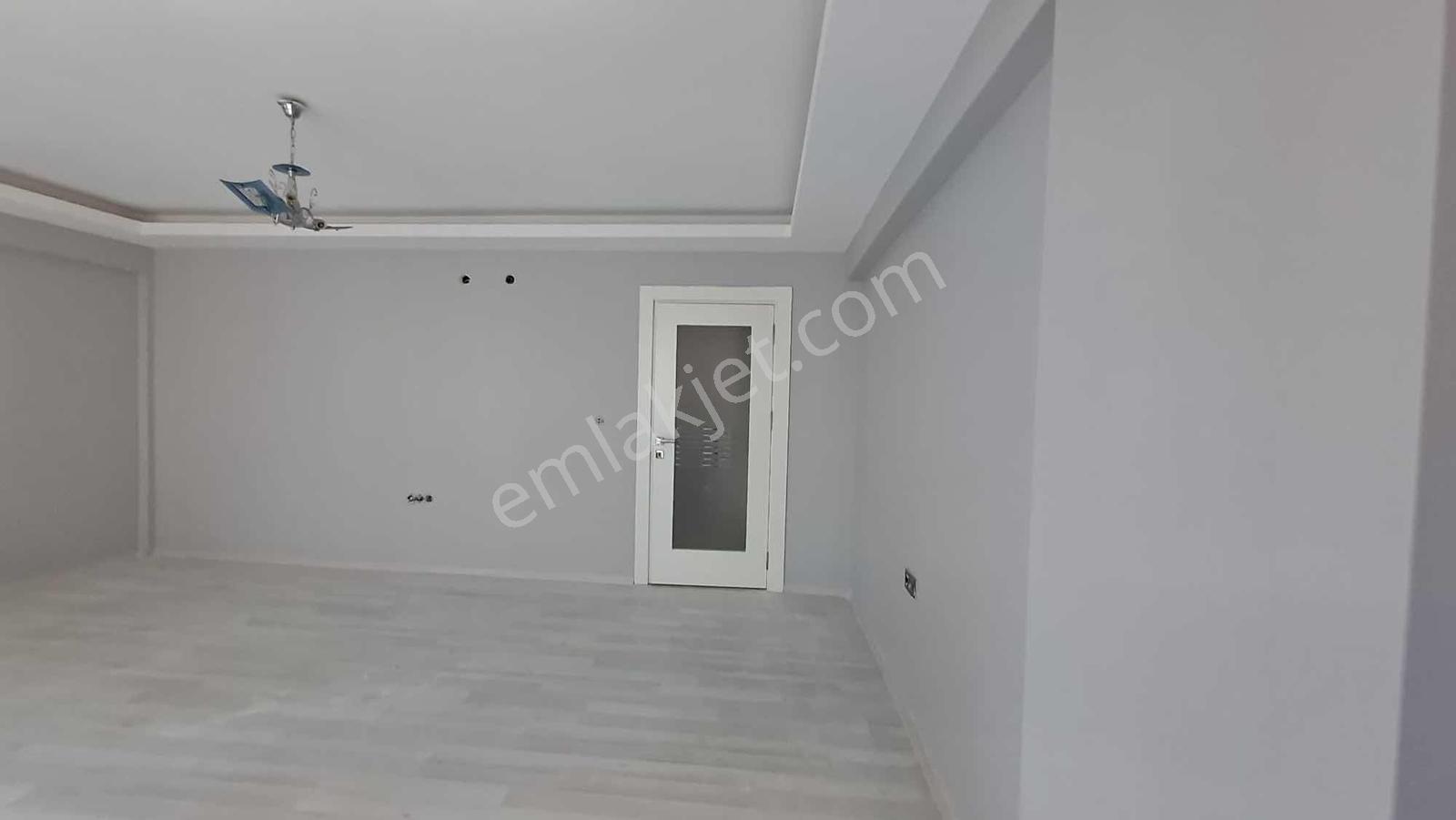 Remax Advantege'den Mollarapta Okulun Karşında Satılık 3+1 Daire - Görsel 28