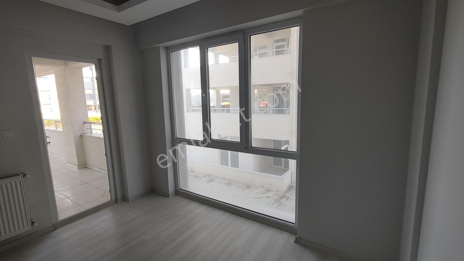 Demirtaş Sakarya'da Sitede Geniş Balkonlu 2+1 Lüks Daire - Görsel 8