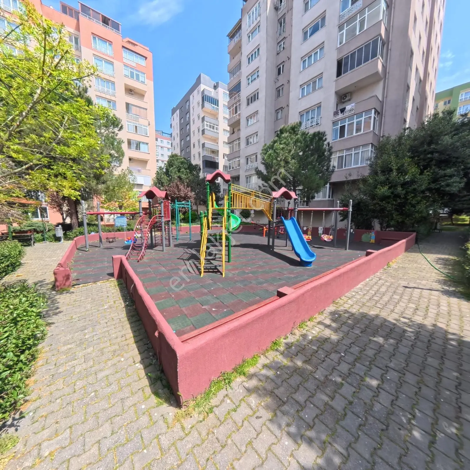Kayalarkent Sitesi Fırsat 3+1 Eşyalı Geniş Balkonlu Kiralık Daire - Görsel 3