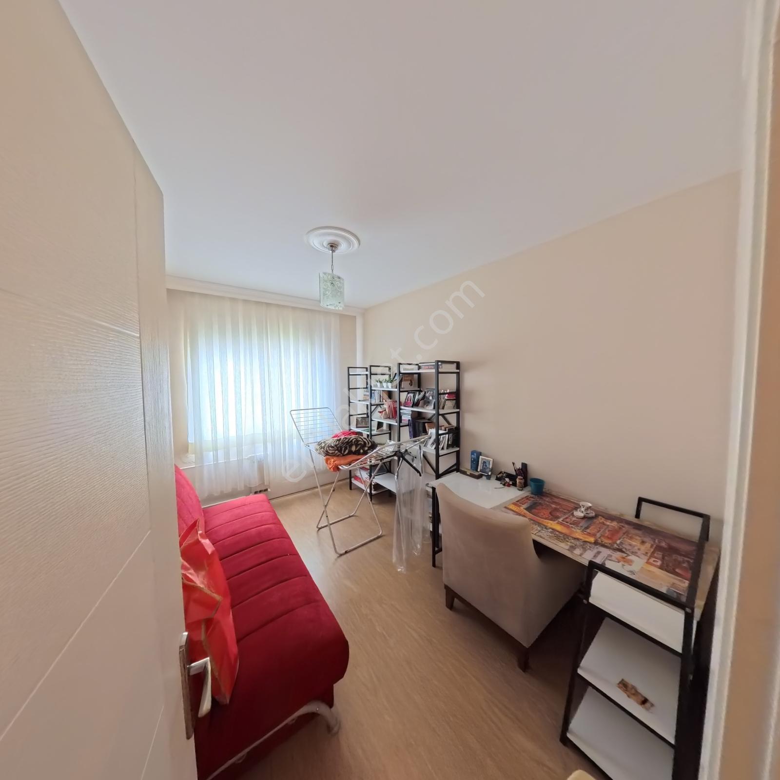 Kayalarkent Sitesi Fırsat 3+1 Eşyalı Geniş Balkonlu Kiralık Daire - Görsel 7