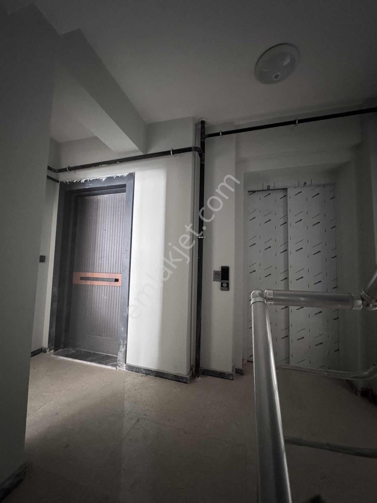 Çiğli Yeni Mahaalede Kiralık Daire - Görsel 3