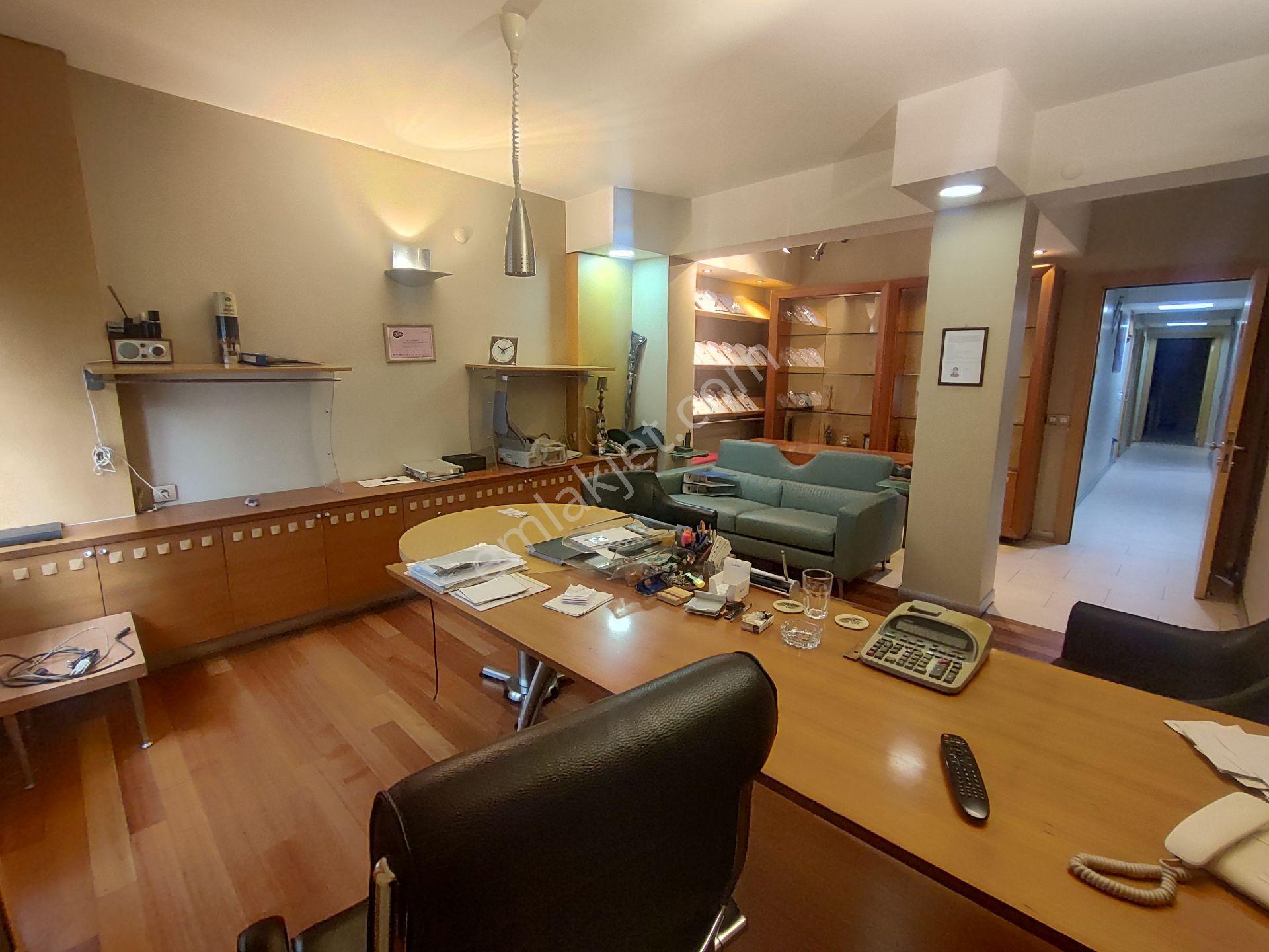 Halaskargazi Cad 1 Dk 4 Katlı 600 M2 İşyeri Mağaza - Görsel 24