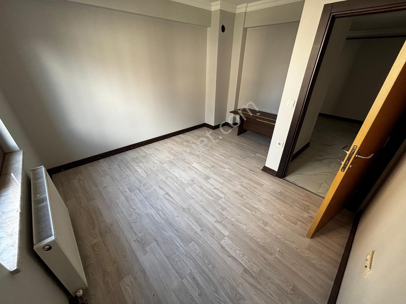 Öğeretmen'den Site İçi Ara Kat 145m² Ebeveyn Banyolu Fırsat 3+1 - Görsel 12