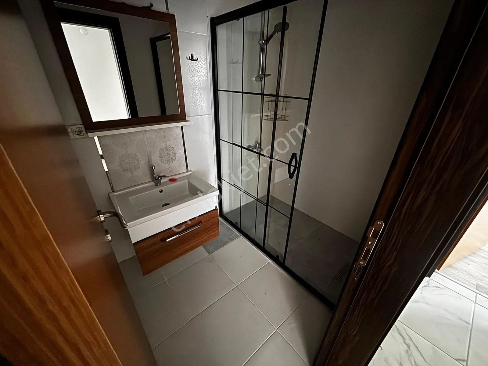 Öğeretmen'den Site İçi Ara Kat 145m² Ebeveyn Banyolu Fırsat 3+1 - Görsel 13