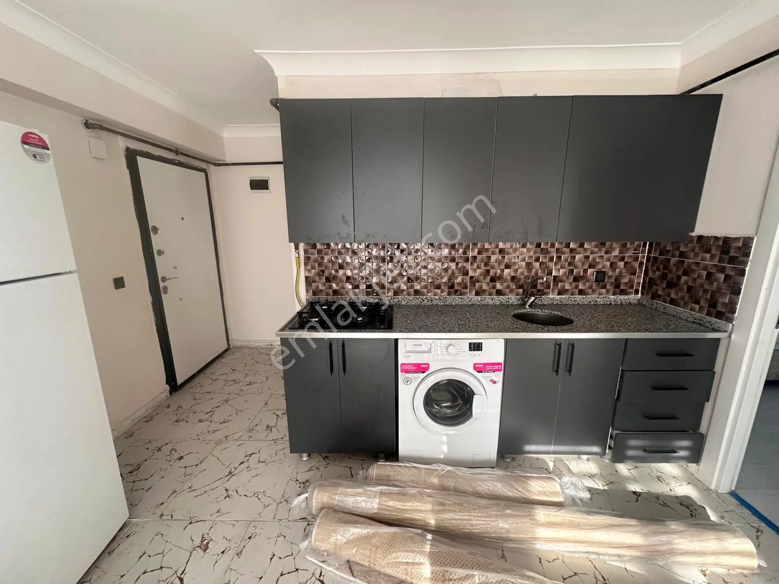 Akev Gayrimenkul'den Osm Yanı Merkezi Konum Eşyalı Kiralık Daire - Görsel 4
