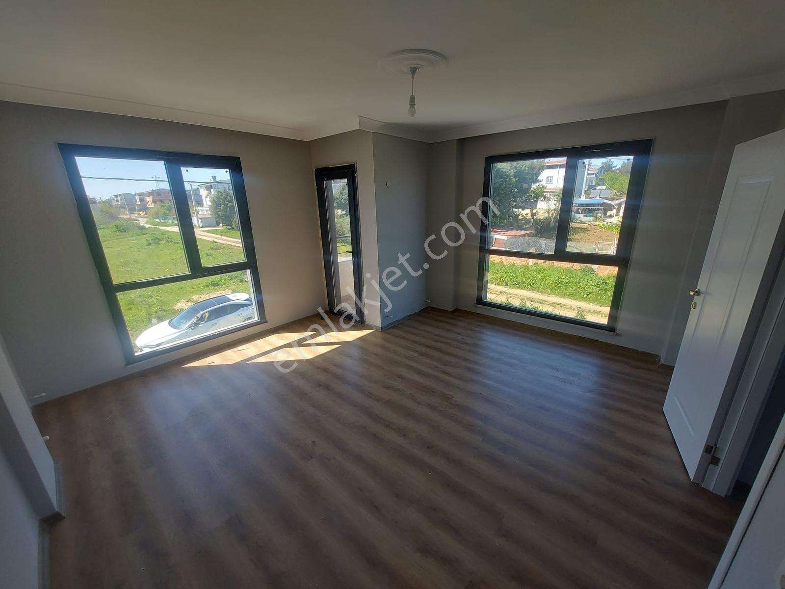 Yeniçiftlik Merkezde En Güzel Konumda 4+1 Bahçeli Yazlık Villa - Görsel 14