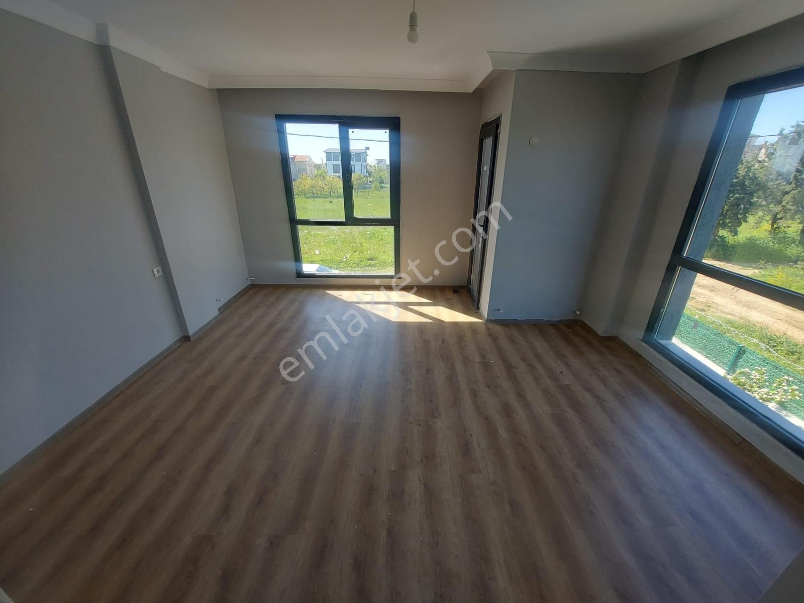 Yeniçiftlik Merkezde En Güzel Konumda 4+1 Bahçeli Yazlık Villa - Görsel 3