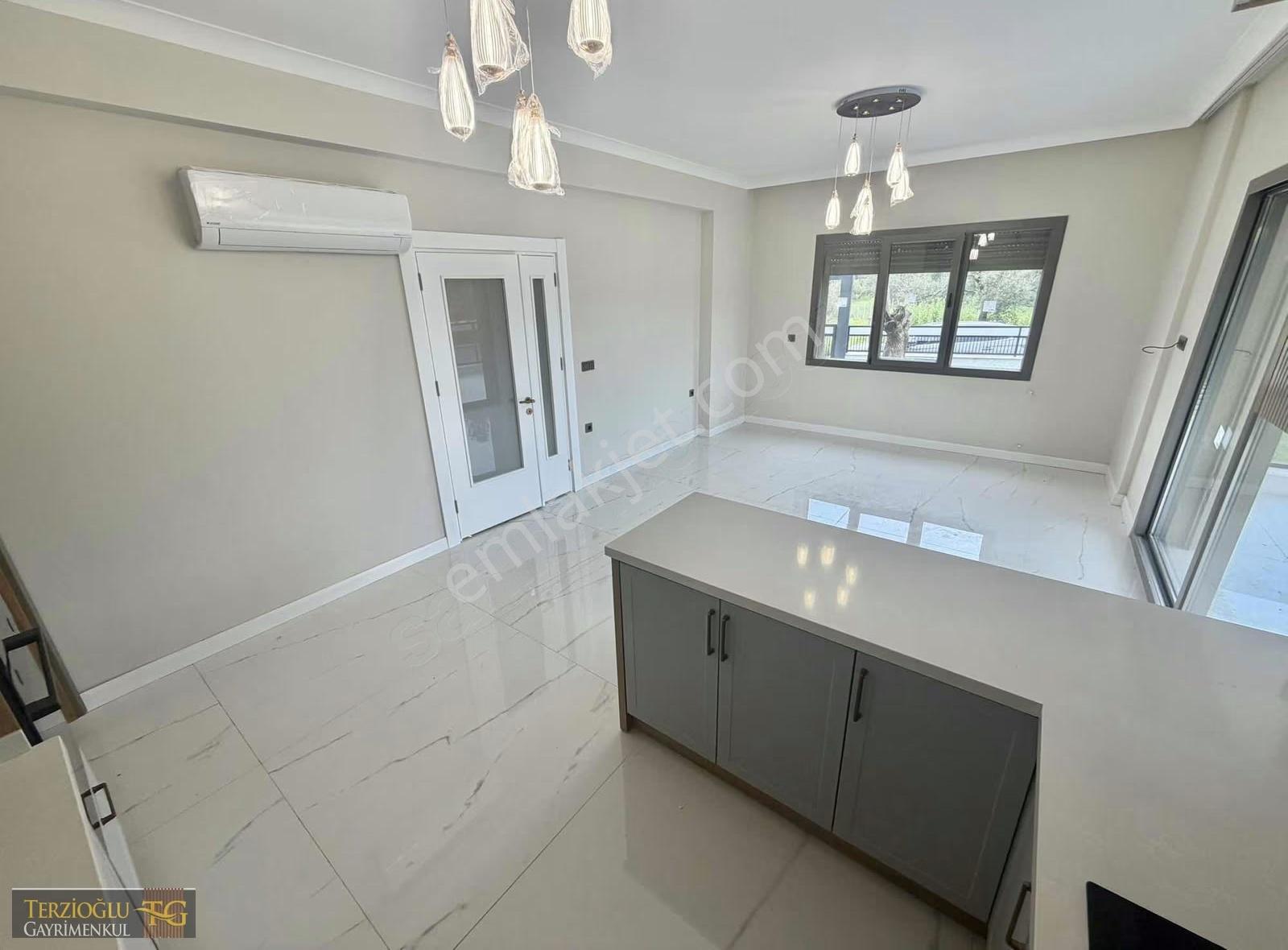 Terzioğlu'ndan Güre De Denize 600 Mt Muhteşem 4+1 Sıfır Villa - Görsel 17