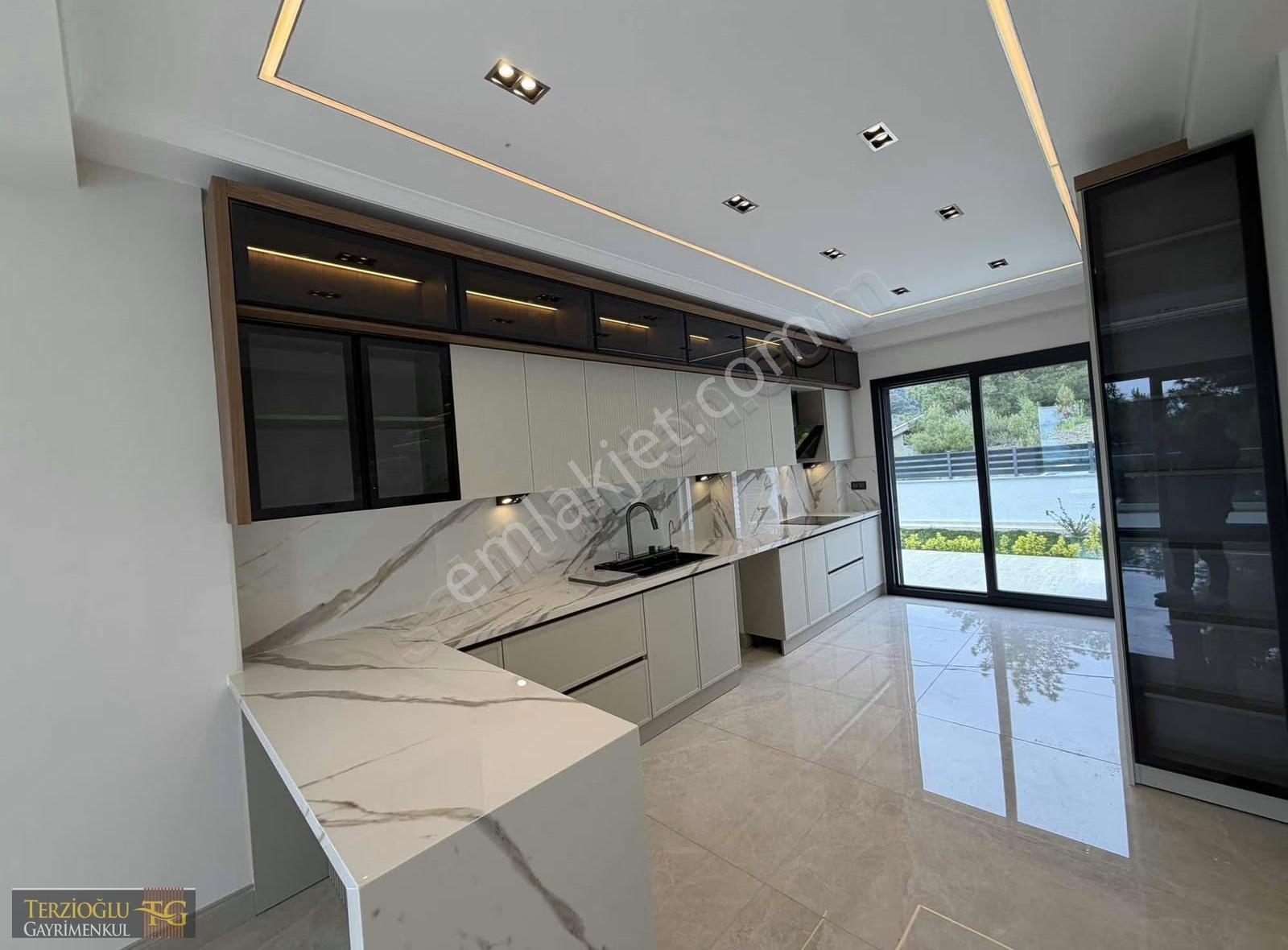 Terzioğlu'ndan Gürede Deniz Manzaralı 4+1 Deluxe Villa - Görsel 21