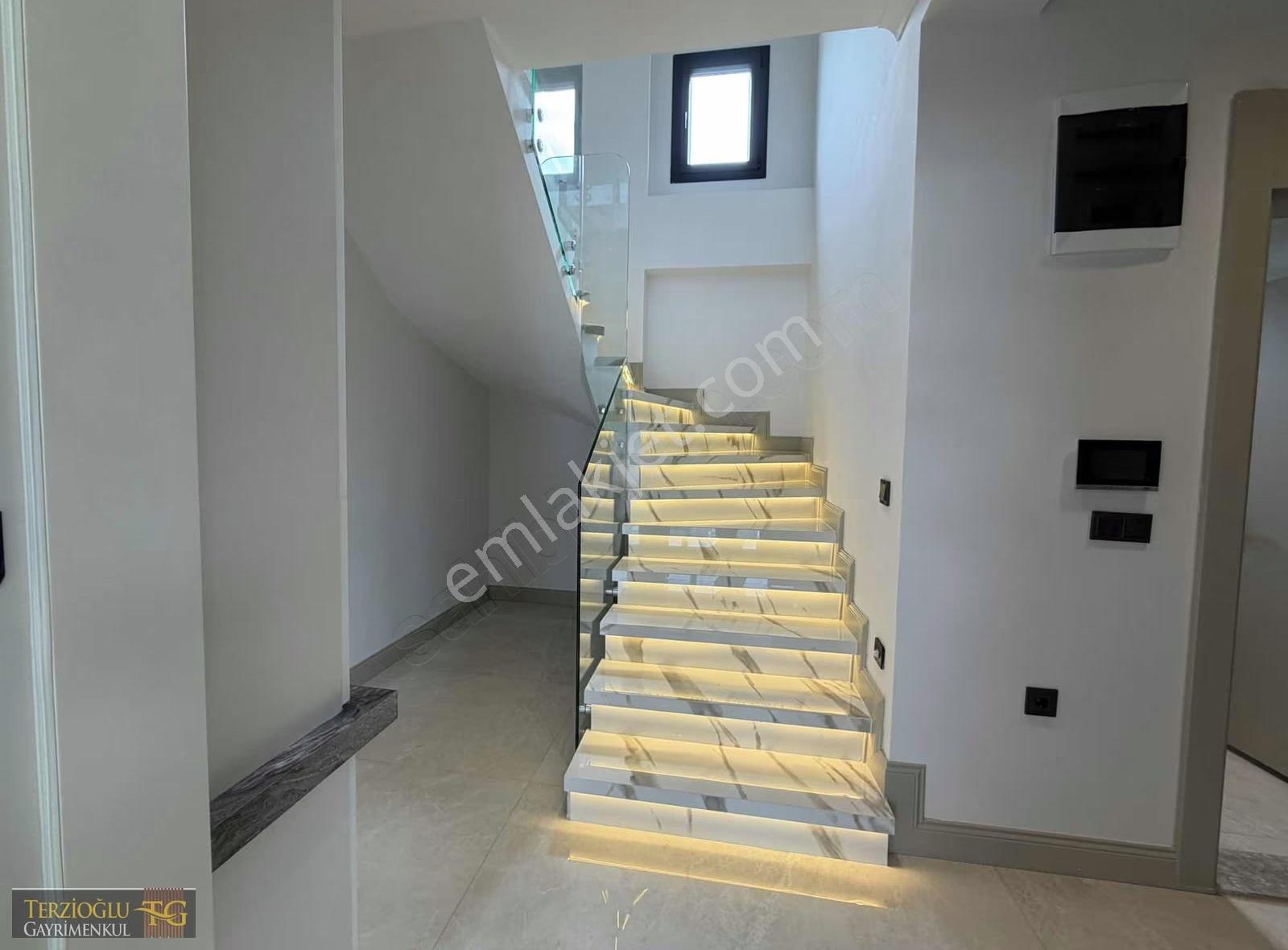 Terzioğlu'ndan Gürede 400 M2 Arsa Üzerinde 3+1 Deluxe Villa - Görsel 6