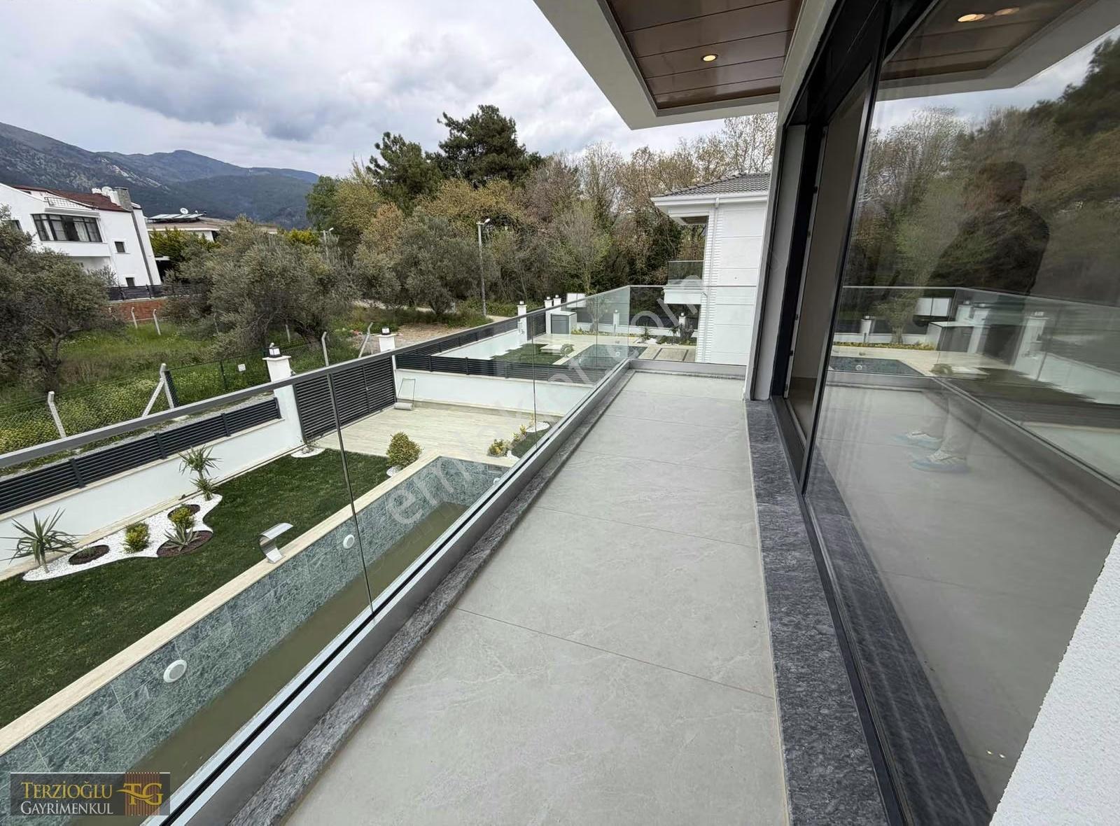 Terzioğlu'ndan Gürede 400 M2 Arsa Üzerinde 3+1 Deluxe Villa - Görsel 24