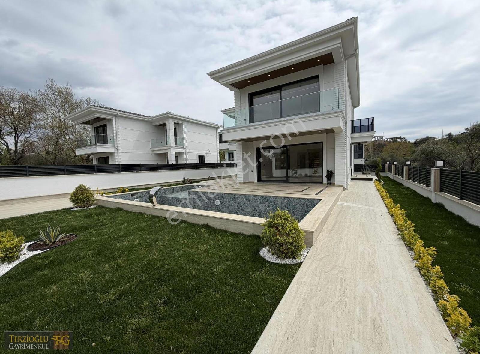 Terzioğlu'ndan Gürede 400 M2 Arsa Üzerinde 3+1 Deluxe Villa - Görsel 4