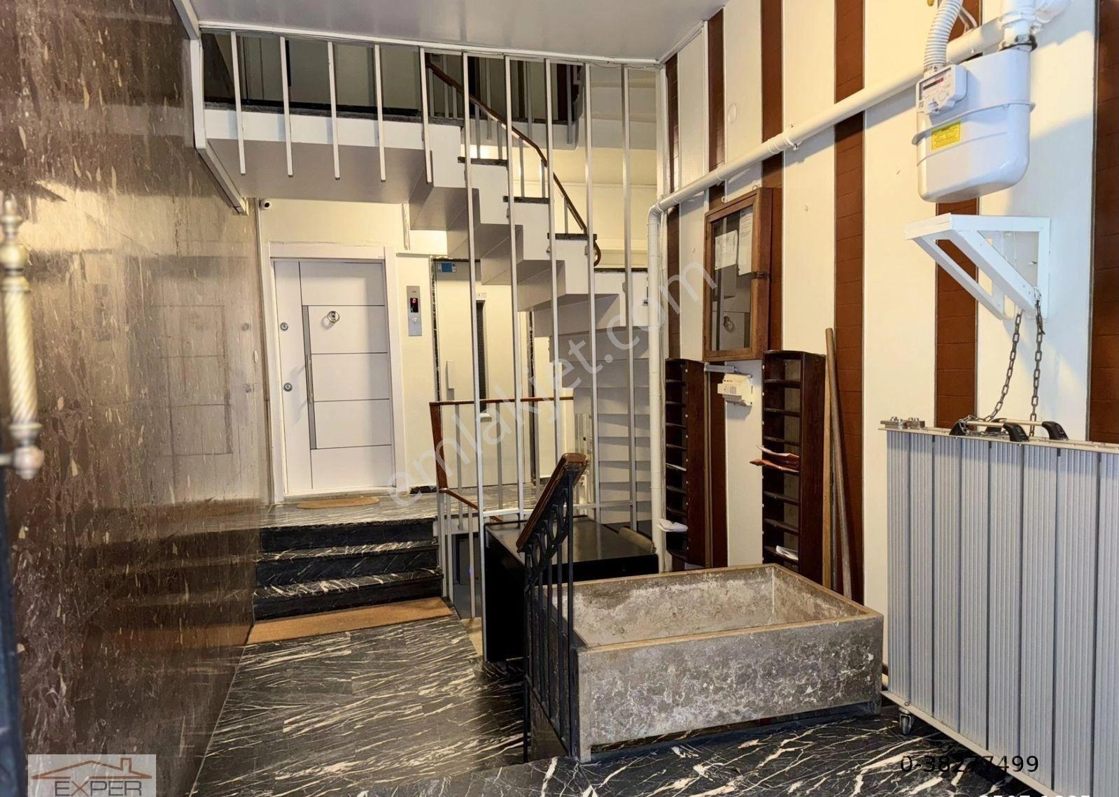 Sezai Selek Sokakta, Asansörlü 4.katta,130m2 Bakımlı Ferah Daire - Görsel 29