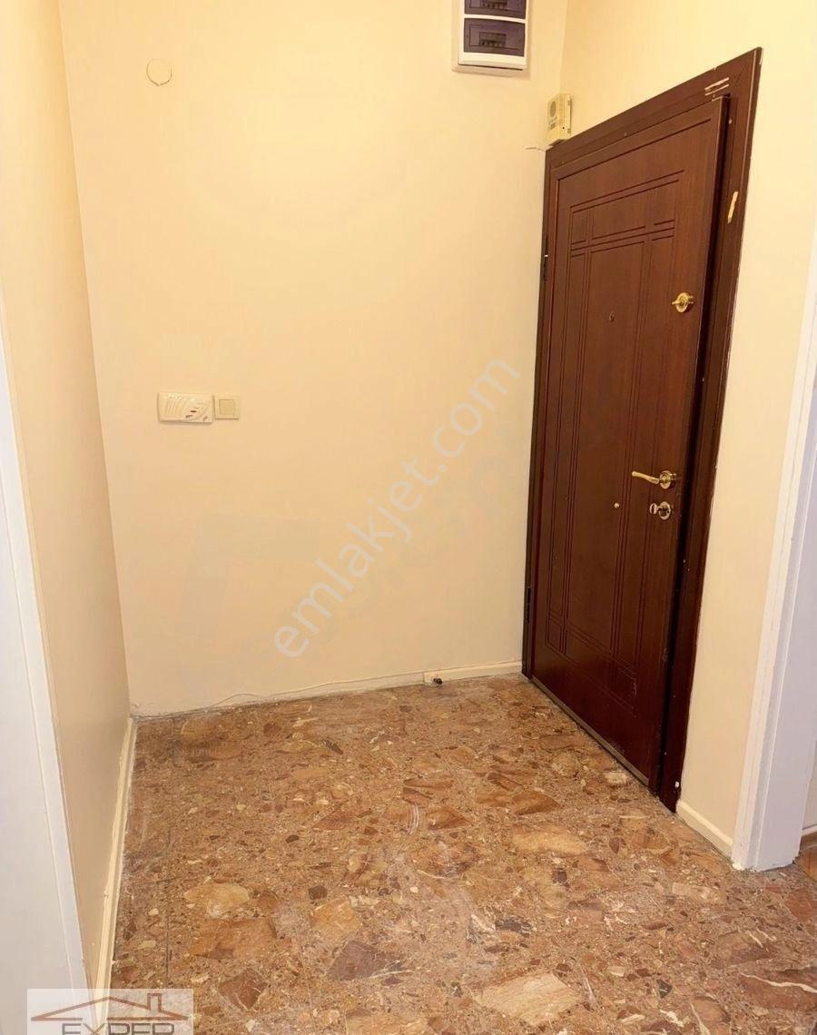 Sezai Selek Sokakta, Asansörlü 4.katta,130m2 Bakımlı Ferah Daire - Görsel 26
