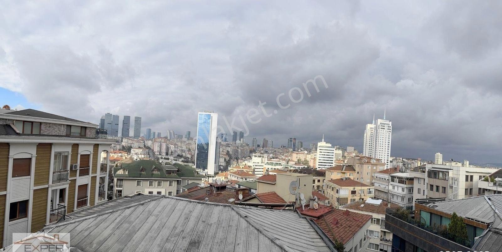 Sezai Selek Sokakta, Asansörlü 4.katta,130m2 Bakımlı Ferah Daire - Görsel 14