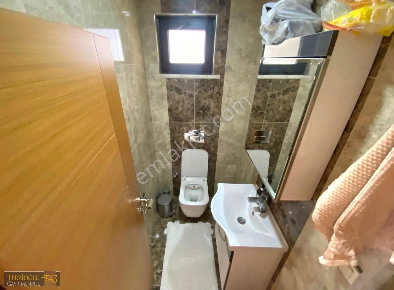 Terzioğlu'ndan Altınoluk Merkezde 300 M2 Arsa İçerisinde Villa - Görsel 32