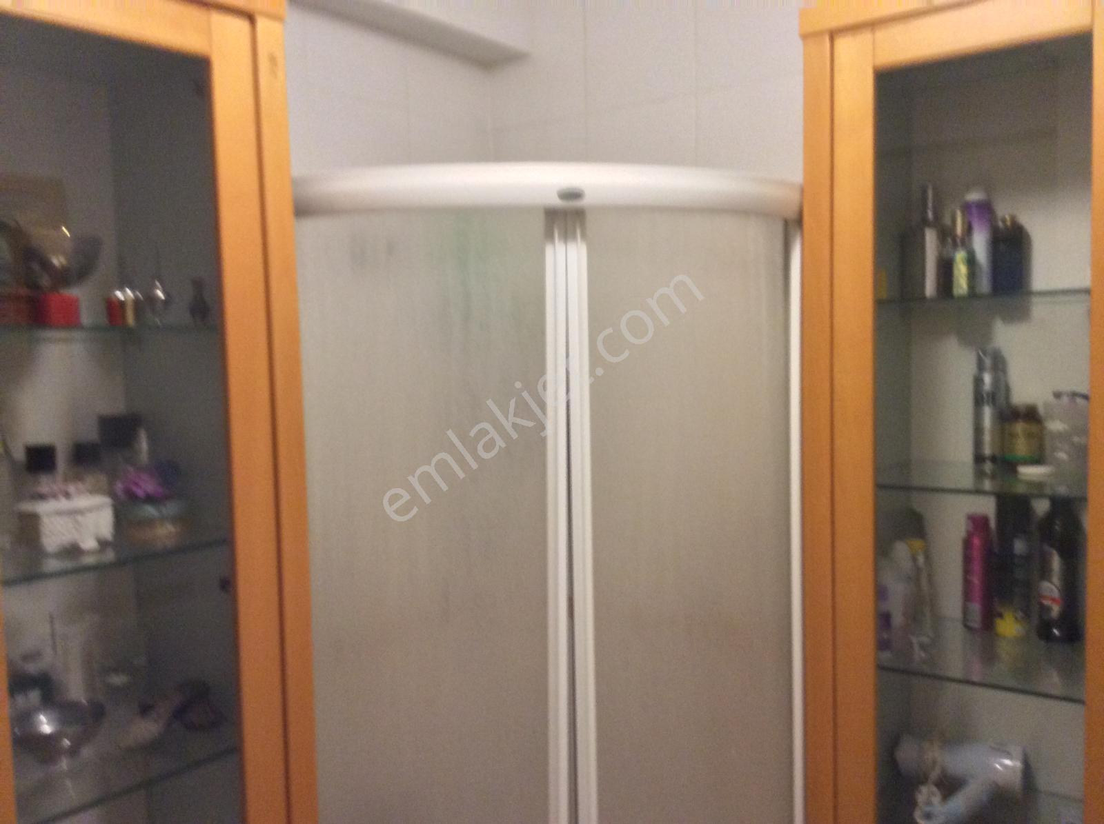 Erenköy Erdemir Sitesinde Güneye Bakan Eşyalı 3+1 Kiralık Daire - Görsel 12
