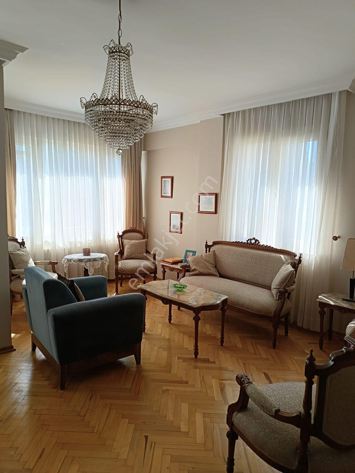Erenköy Erdemir Sitesinde Güneye Bakan Eşyalı 3+1 Kiralık Daire - Görsel 27
