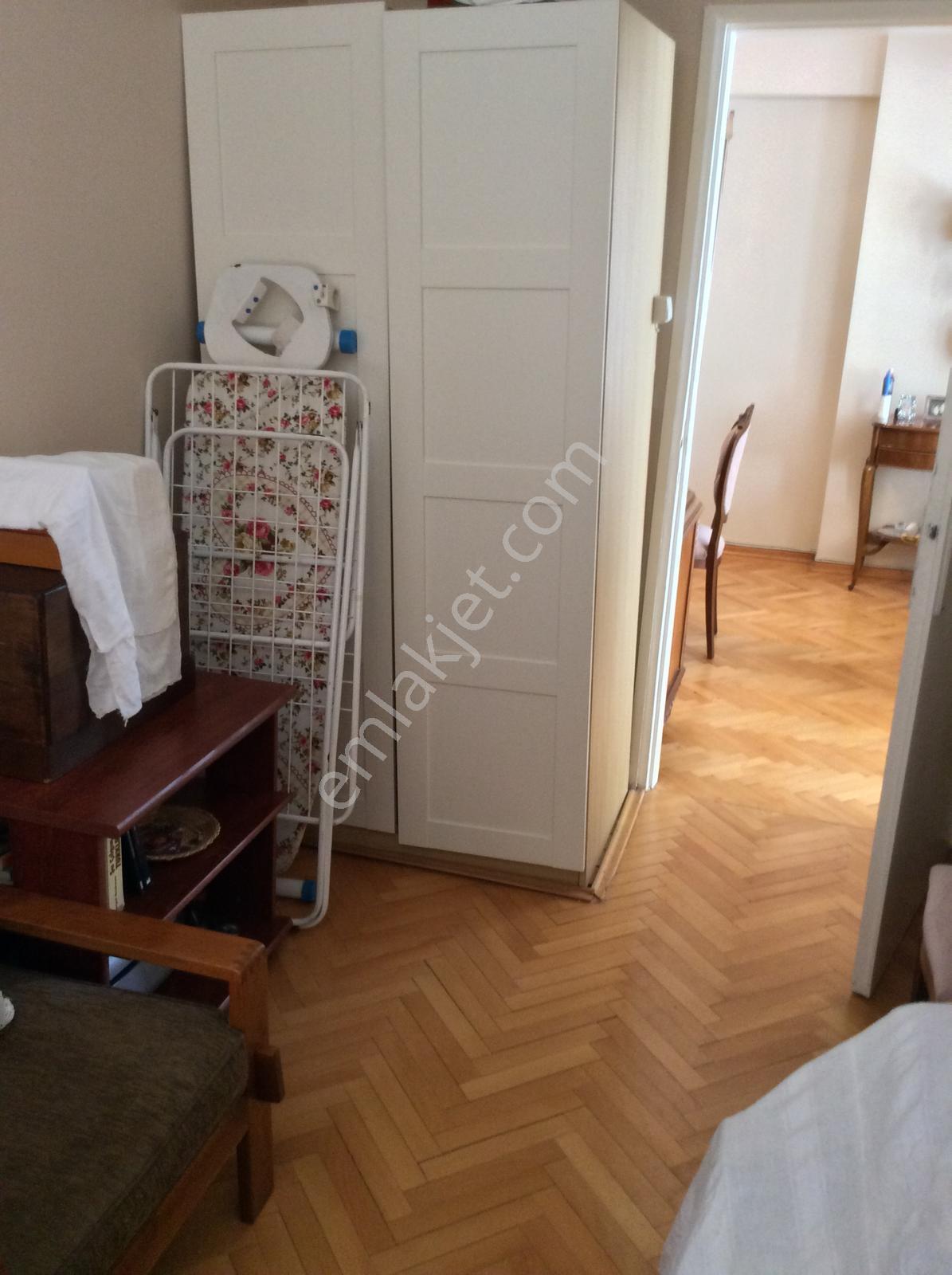 Erenköy Erdemir Sitesinde Güneye Bakan Eşyalı 3+1 Kiralık Daire - Görsel 14