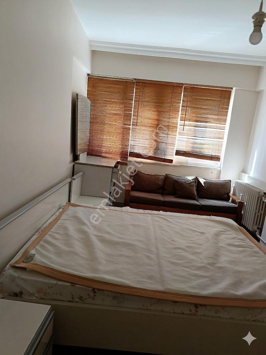 Erenköy Erdemir Sitesinde Güneye Bakan Eşyalı 3+1 Kiralık Daire - Görsel 24