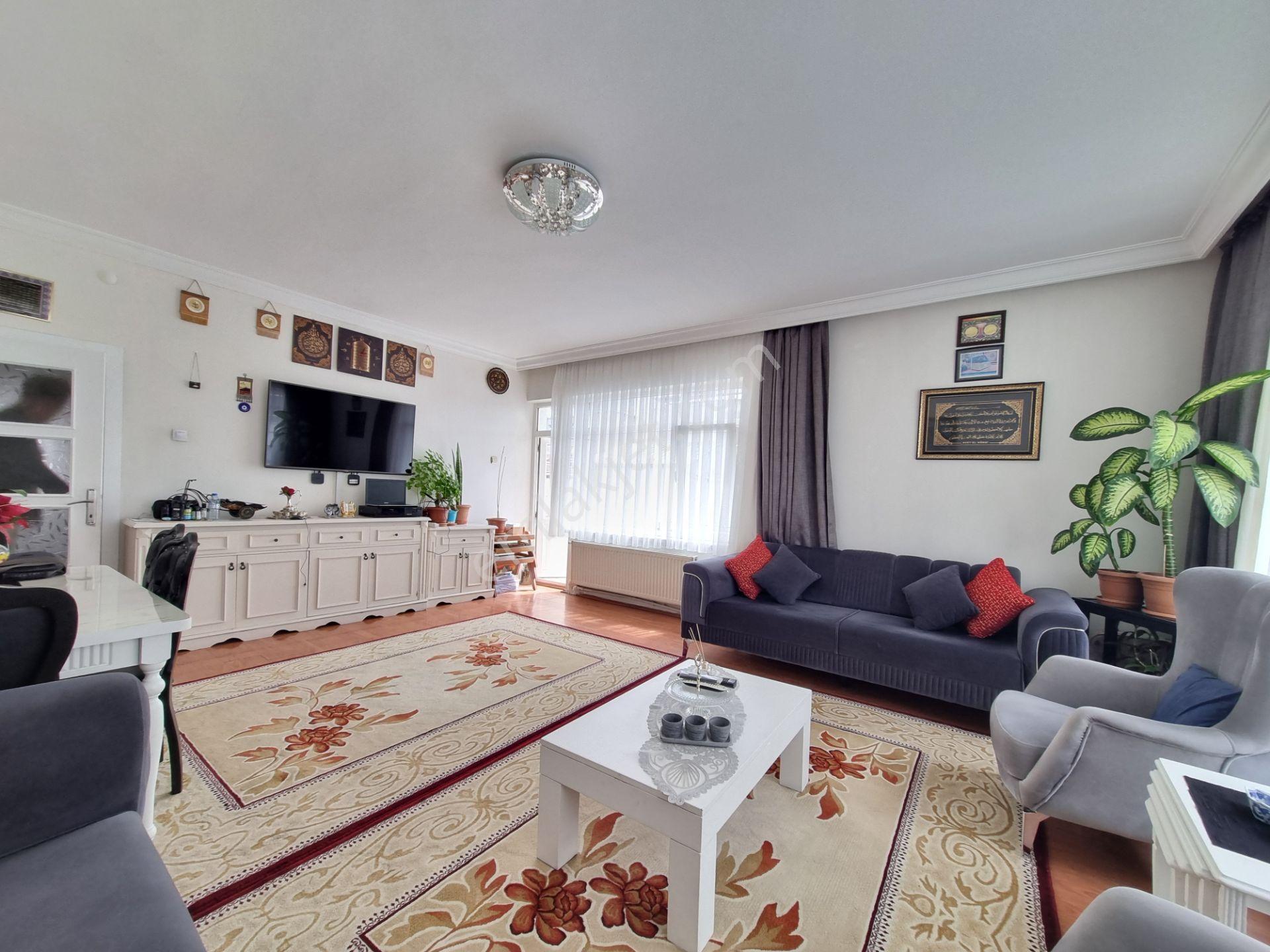 Metroya 400 Metre - Lüks Yapılı - Bağımsız Salon - Asansörlü 3+1 - Görsel 5