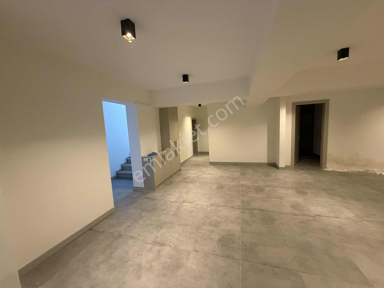 Şehzade Gayrimenkul'den Şirinköy'de Doğa Manzaralı Kiralık Villa - Görsel 6
