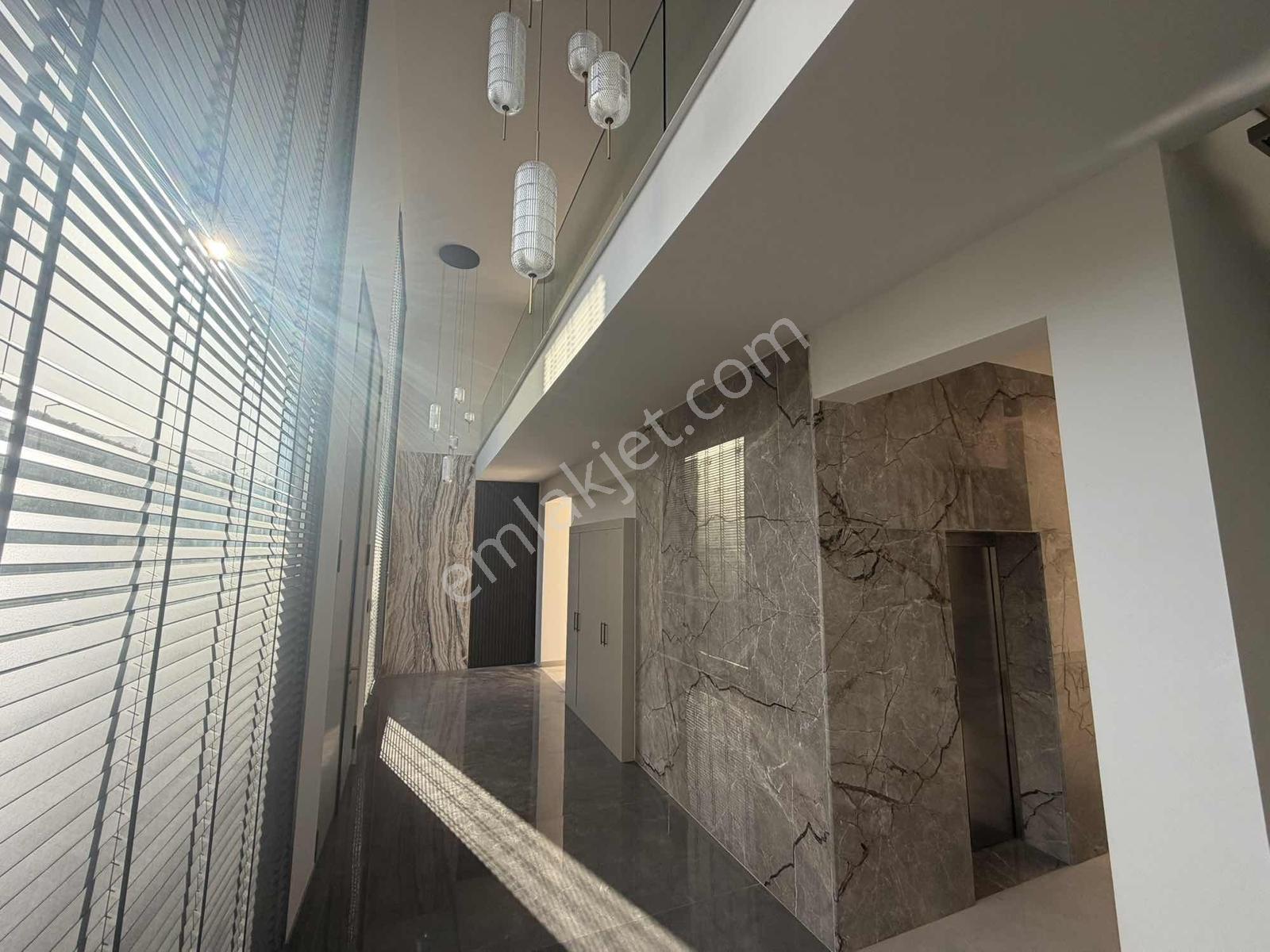 Şehzade Gayrimenkul'den Şirinköy'de Doğa Manzaralı Kiralık Villa - Görsel 11
