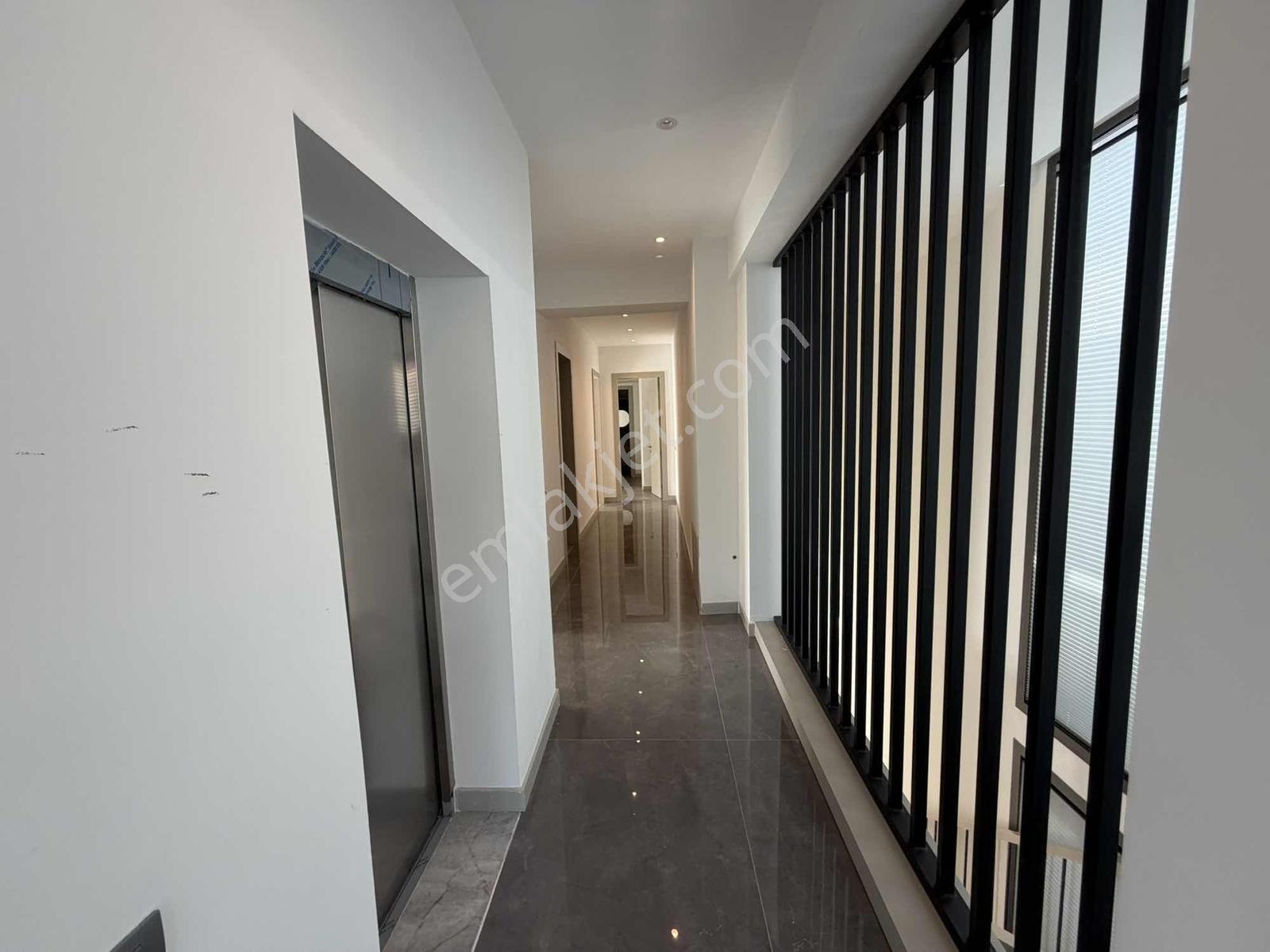 Şehzade Gayrimenkul'den Şirinköy'de Doğa Manzaralı Kiralık Villa - Görsel 33