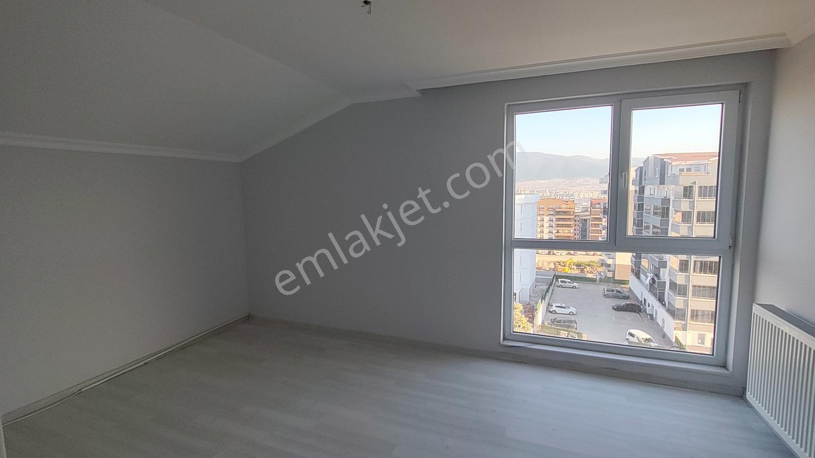 Demirtaş Sakarya'da Site İçinde Geniş Balkonlu Dubleks 2+1 Daire - Görsel 22