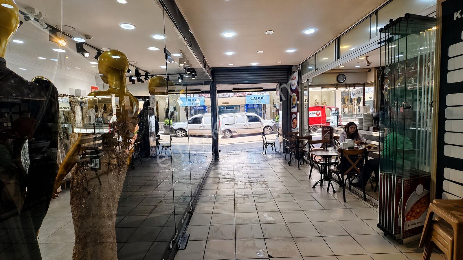 İzmit Fethiye'de Karagöz İş Hanında Kiralık Teraslı 75m² Ofis - Görsel 21