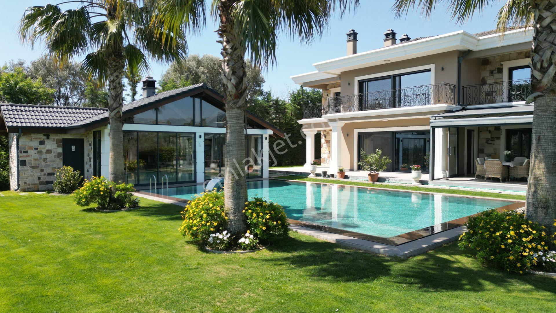 Urla'da 3.202 M² Arazide, Havuzlu Ultra Lüks Villa & Özel Yaşam - Görsel 3