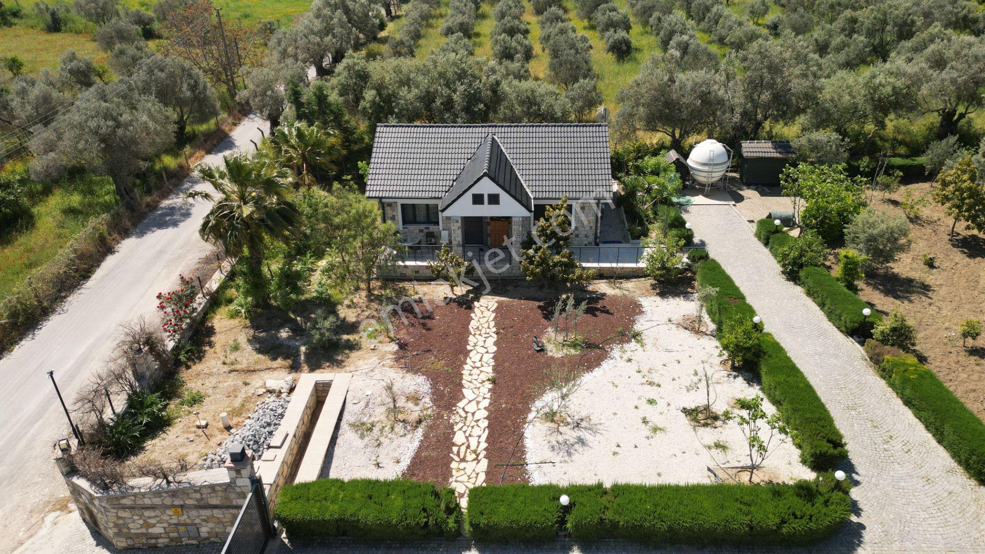 Urla'da 3.202 M² Arazide, Havuzlu Ultra Lüks Villa & Özel Yaşam - Görsel 7