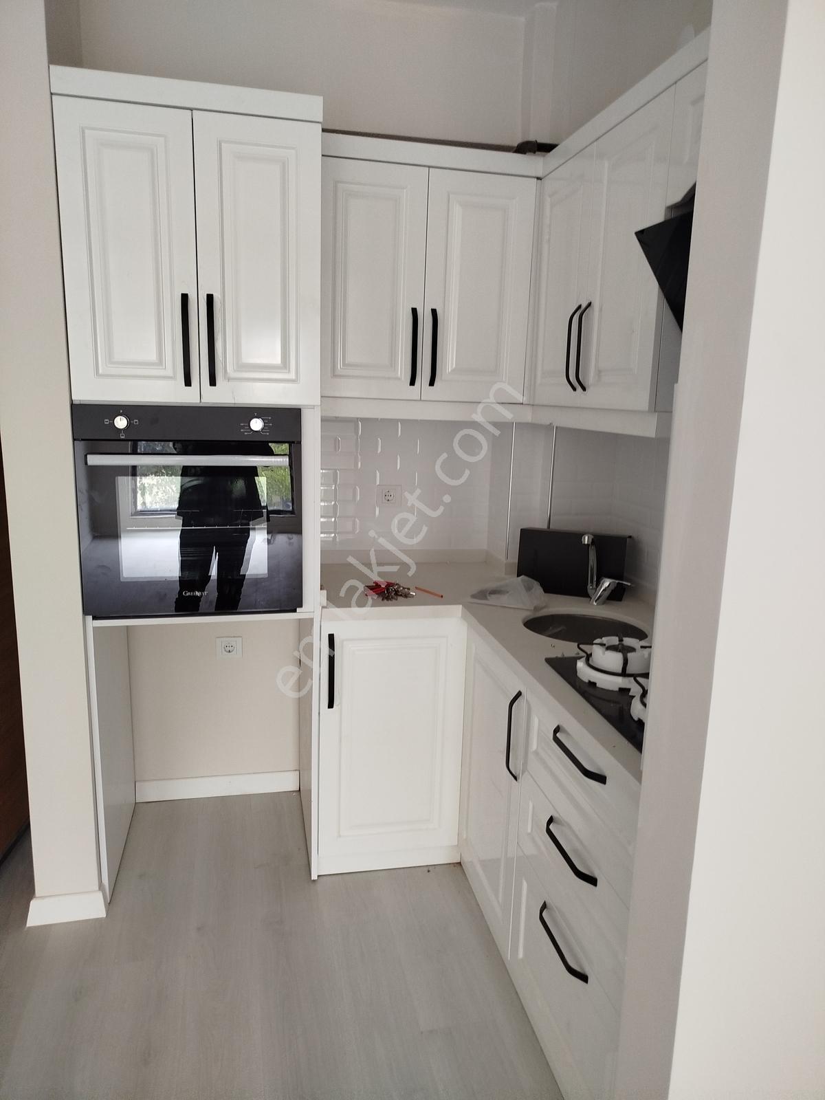 Çorlu Danış Lıfe Sitesinde Güney Cephe Satılık 1+1 Daire - Görsel 23