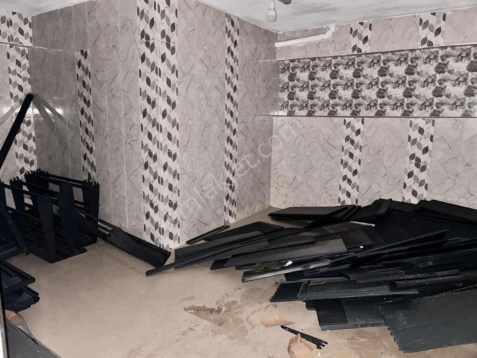 İsabeylide Bulvar Üzeri Kiralık 3 Katlı Dükkan - Görsel 16