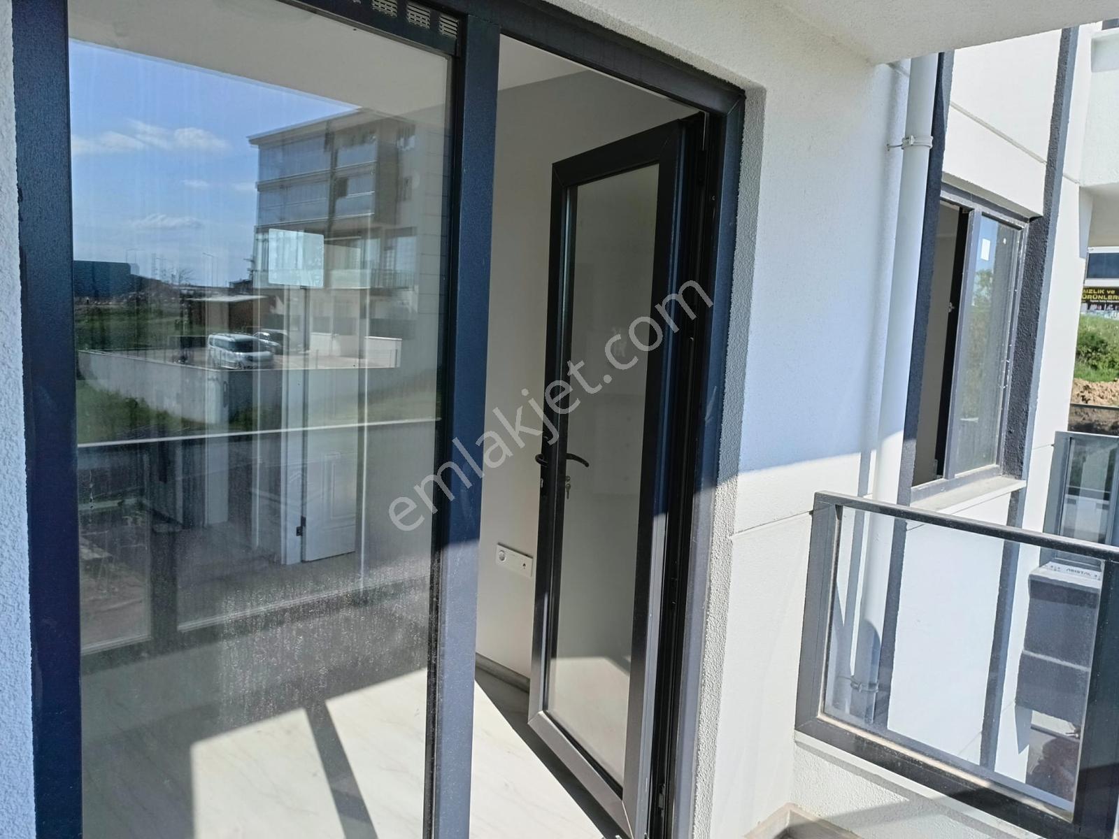Edirne Merkez Kurtuluş Mah.kiralık 1+1 Sıfır Daire - Görsel 17