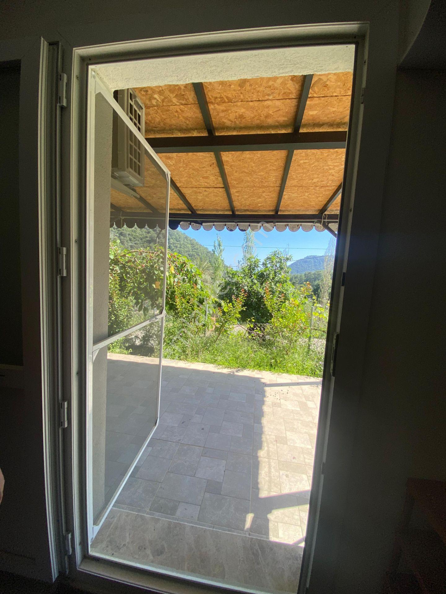 Doğa İçerisinde Deniz Manzaralı 1+1 Daire - Görsel 3