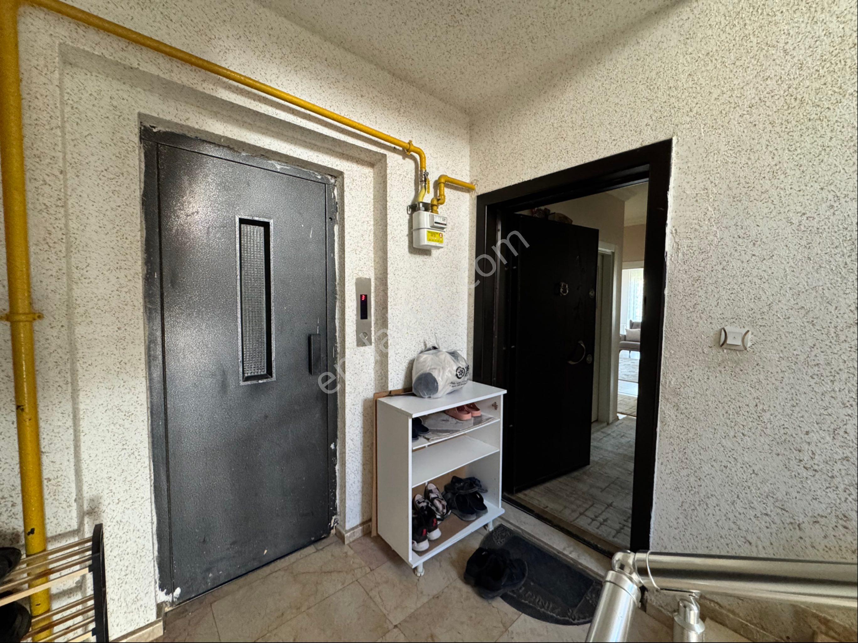 Global' Den Ahi Evran Mah.de 3+1 Ara Kat 140m2 Satılık Daire - Görsel 21