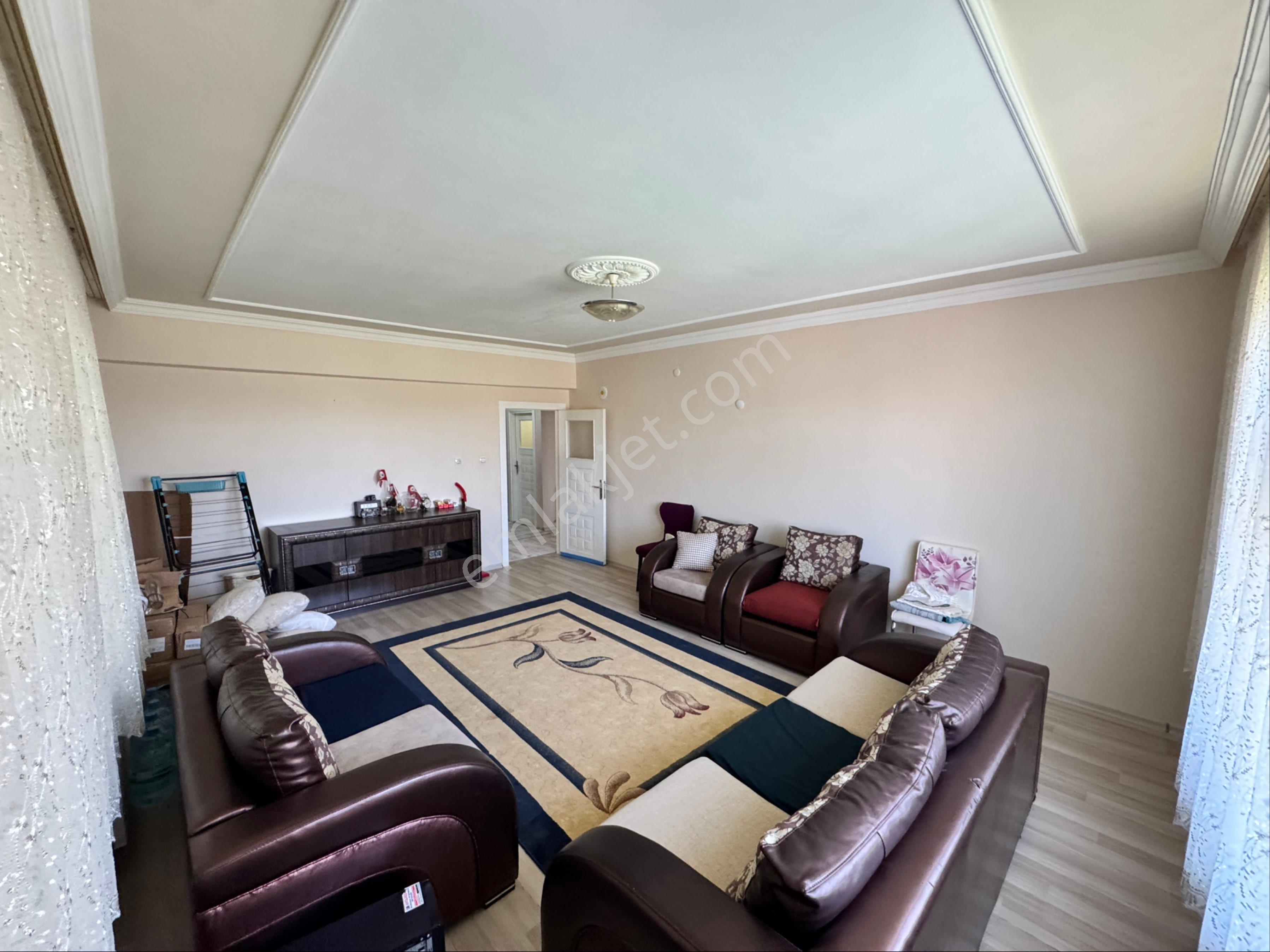 Global' Den Ahi Evran Mah.de 3+1 Ara Kat 140m2 Satılık Daire - Görsel 6