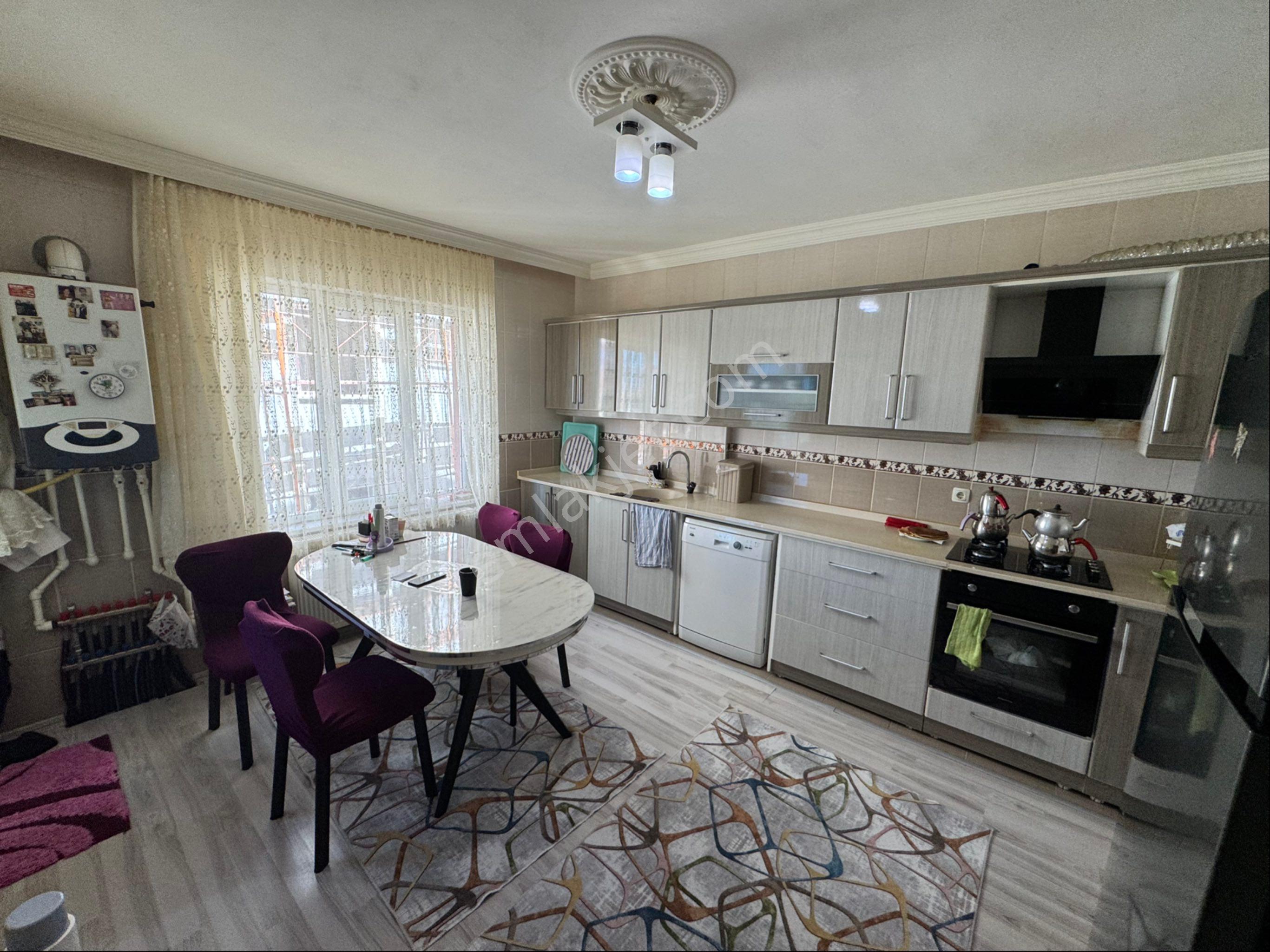 Global' Den Ahi Evran Mah.de 3+1 Ara Kat 140m2 Satılık Daire - Görsel 18