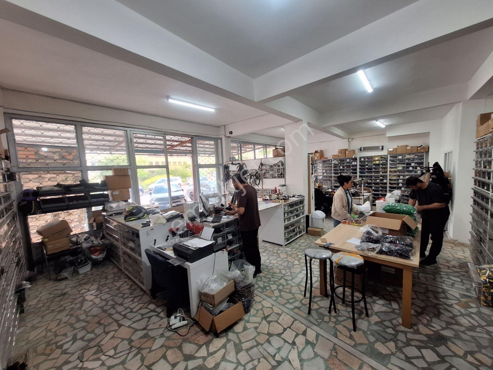 Ferhatpaşa'da Kiralık 400 M2 2 Katlı Dükkan İşyeri - Görsel 13