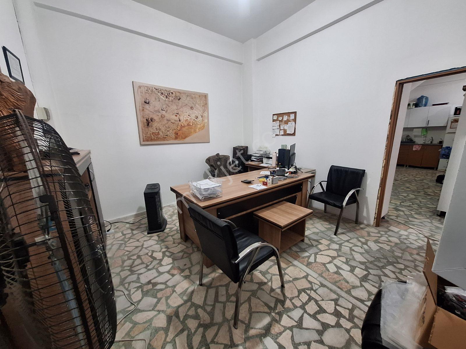 Ferhatpaşa'da Kiralık 400 M2 2 Katlı Dükkan İşyeri - Görsel 23