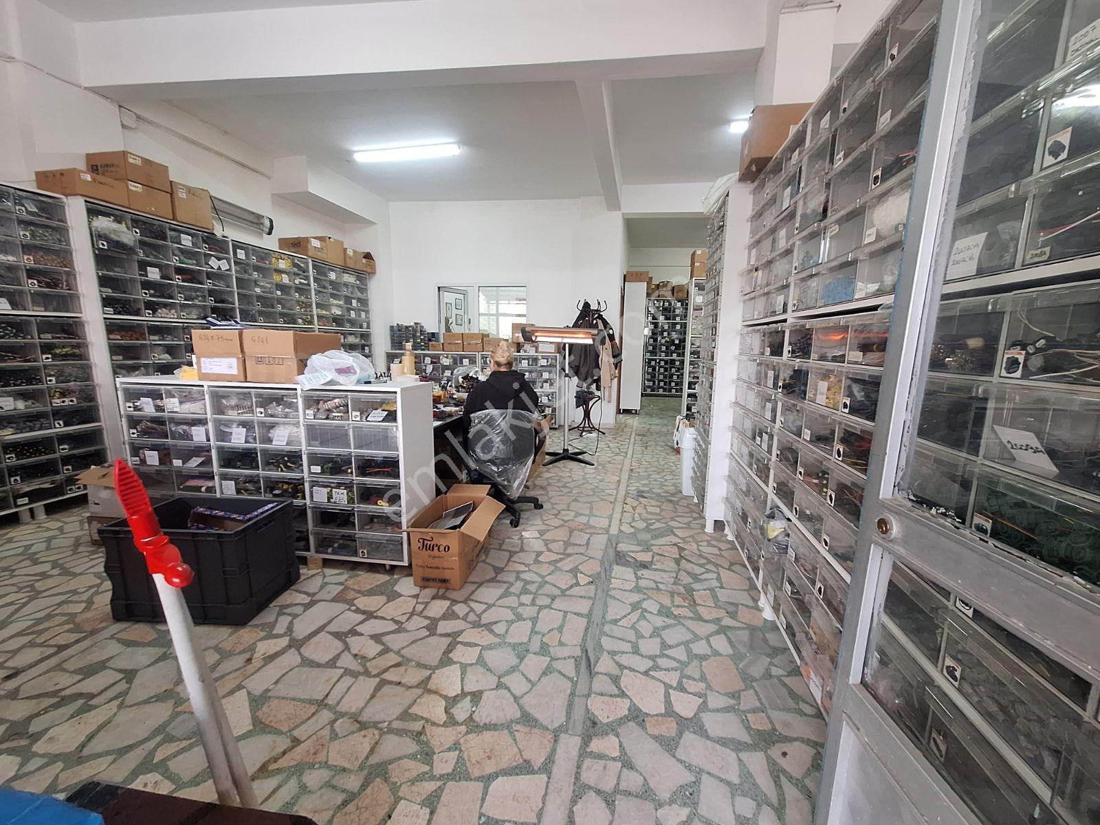 Ferhatpaşa'da Kiralık 400 M2 2 Katlı Dükkan İşyeri - Görsel 30
