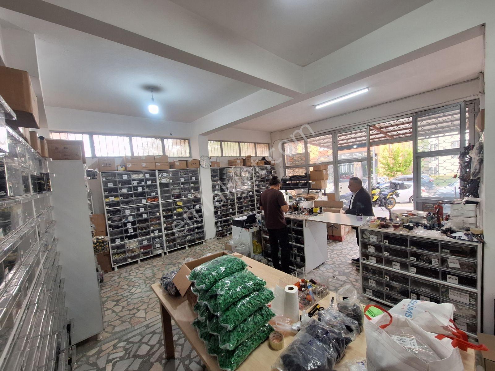 Ferhatpaşa'da Kiralık 400 M2 2 Katlı Dükkan İşyeri - Görsel 33