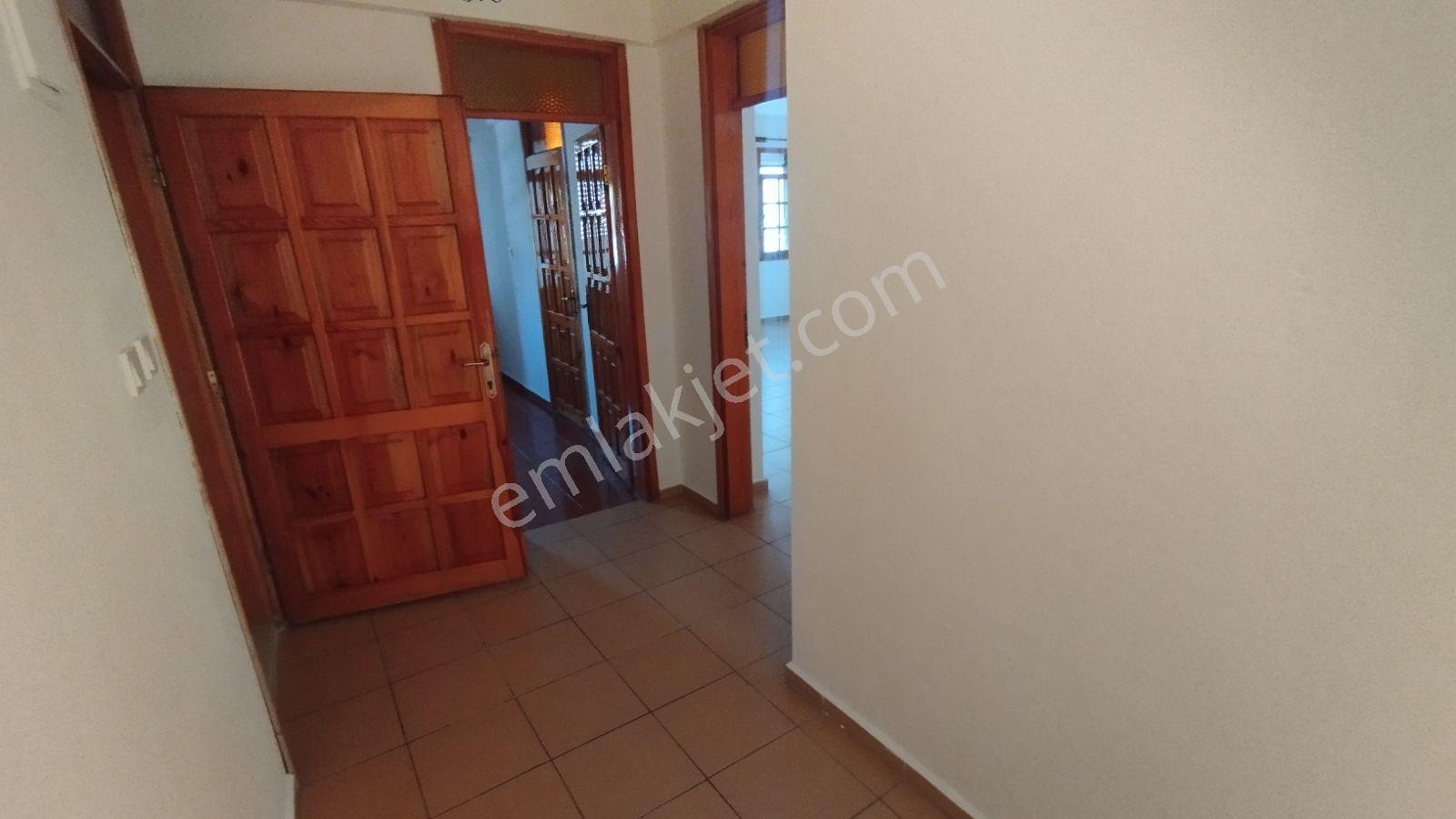 İlkon'dan Günlükbaşı Bulvarüstü Kiralık 2+1 Daire/işyeri 130m2 - Görsel 11