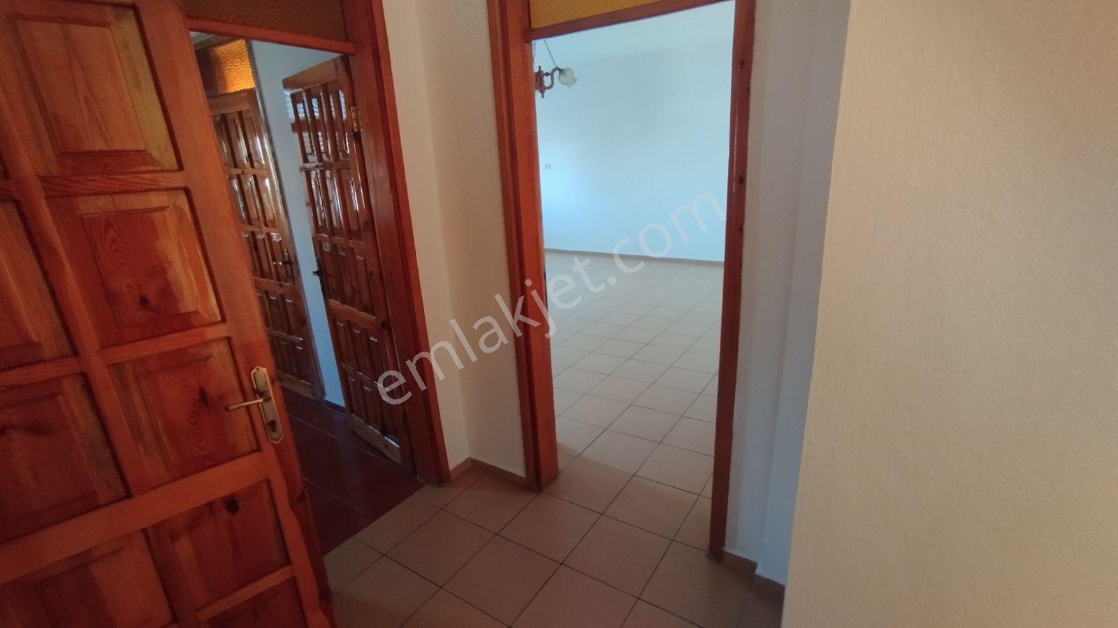 İlkon'dan Günlükbaşı Bulvarüstü Kiralık 2+1 Daire/işyeri 130m2 - Görsel 31