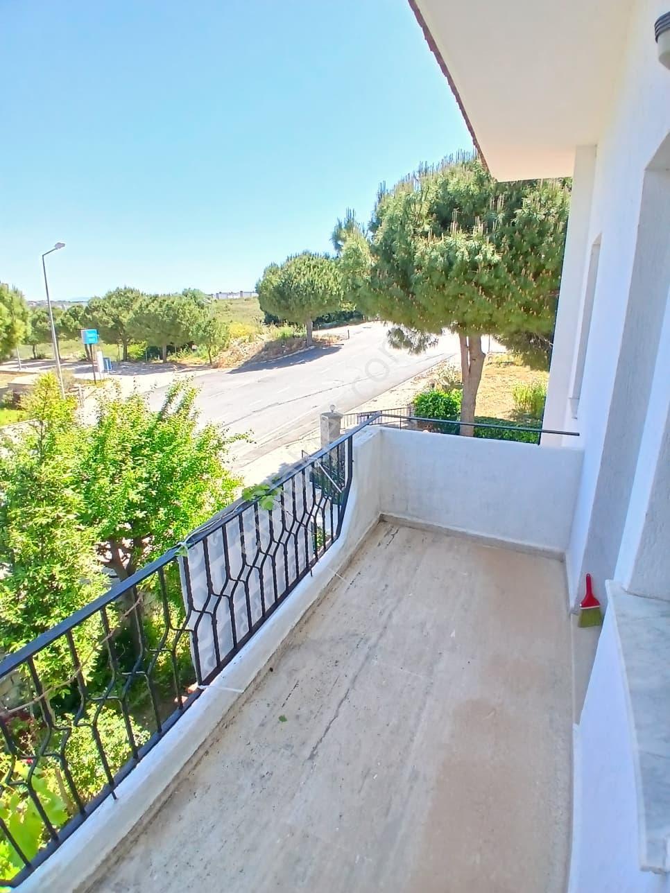 Çeşme Dalyan’da, Havuzlu Site İçinde Satılık 4+1 Köşe Villa - Görsel 20