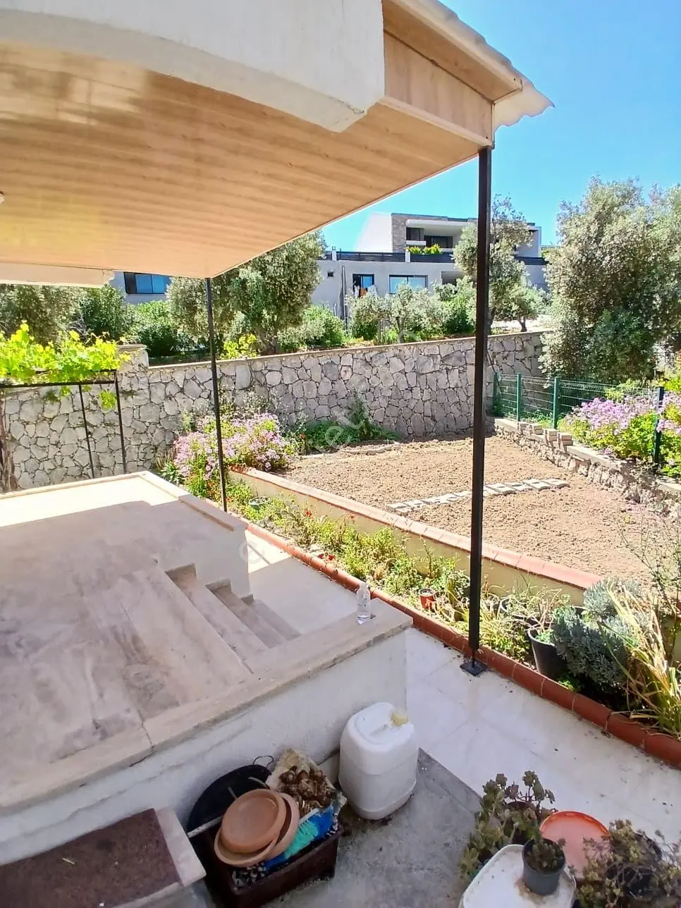 Çeşme Dalyan’da, Havuzlu Site İçinde Satılık 4+1 Köşe Villa - Görsel 4